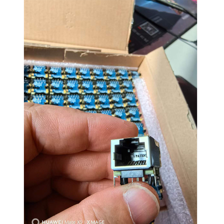 RJ45-1.jpg RJ45-1.jpg